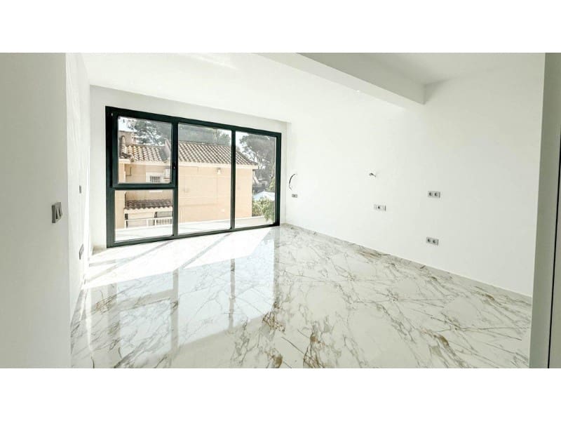 4 makuuhuone Huvila myytävänä paikassa Torrevieja mukana uima-altaan - 995 000 € (Ref: 9149455)