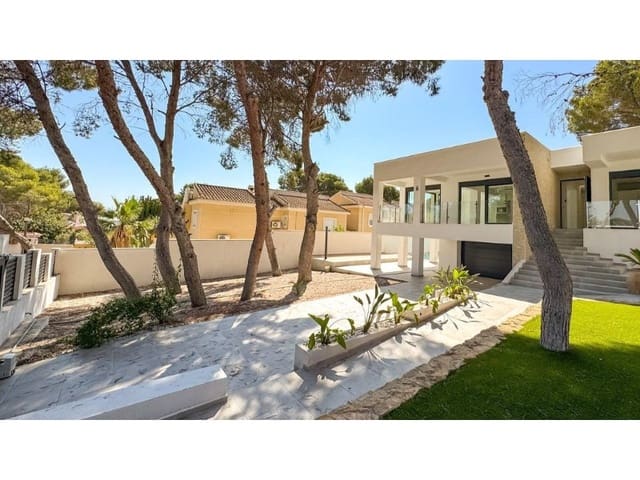 4 makuuhuone Huvila myytävänä paikassa Los Balcones - Los Altos, Torrevieja mukana uima-altaan - 995 000 € (Ref: 9149455)