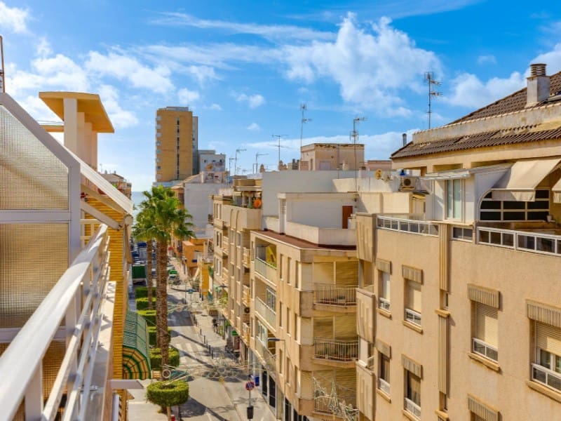 2 sovrum Takvåning till salu i Torrevieja - 219 000 € (Ref: 9149458)