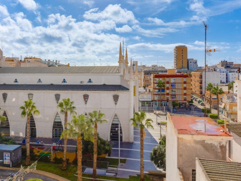 2 sovrum Takvåning till salu i Torrevieja - 219 000 € (Ref: 9149458)