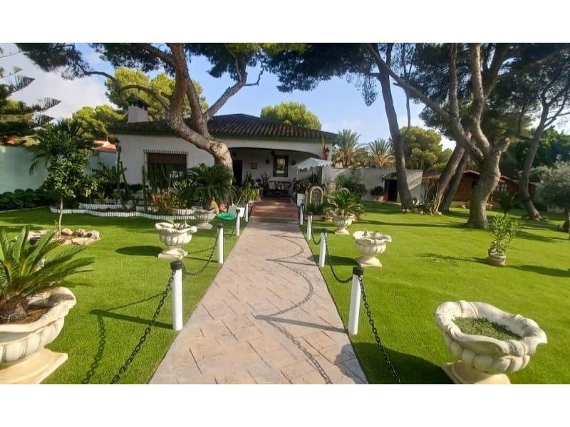 3 chambre Villa/Maison à vendre à Campoamor avec piscine garage - 950 000 € (Ref: 9149462)