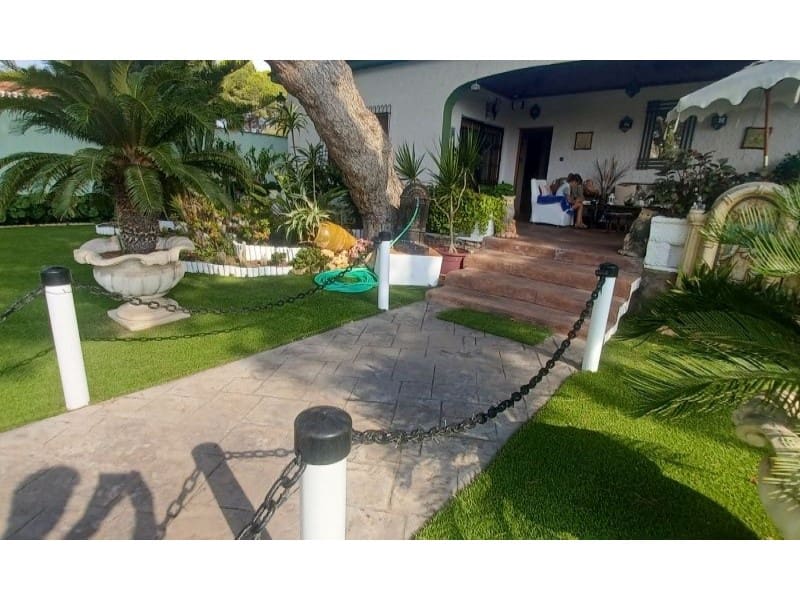 3 chambre Villa/Maison à vendre à Campoamor avec piscine garage - 950 000 € (Ref: 9149462)