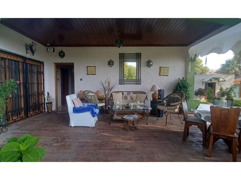 3 chambre Villa/Maison à vendre à Campoamor avec piscine garage - 950 000 € (Ref: 9149462)