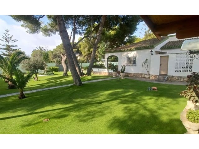 3 chambre Villa/Maison à vendre à Dehesa de Campoamor, Orihuela avec piscine garage - 950 000 € (Ref: 9149462)
