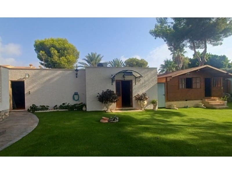 3 chambre Villa/Maison à vendre à Campoamor avec piscine garage - 950 000 € (Ref: 9149462)