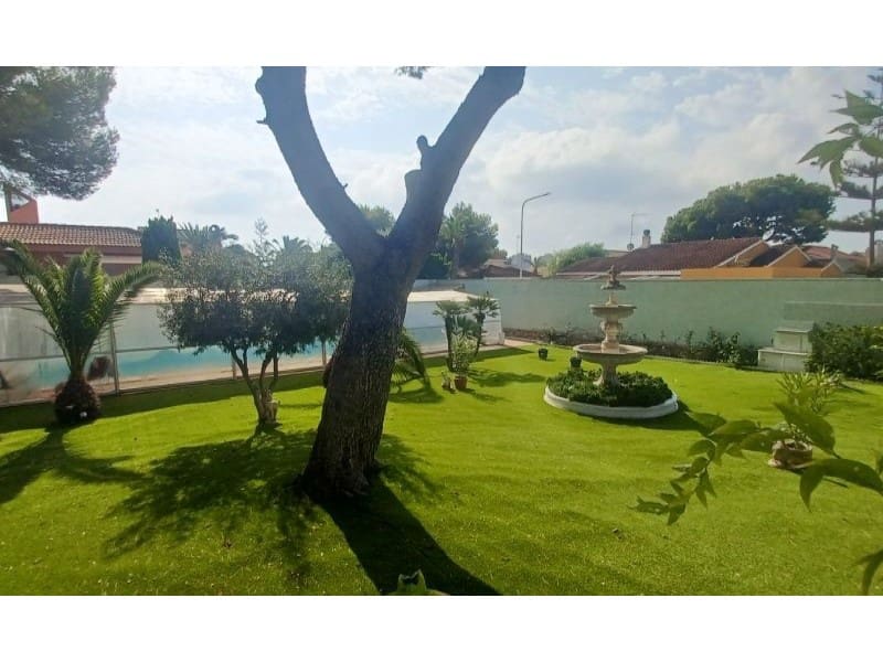 3 chambre Villa/Maison à vendre à Campoamor avec piscine garage - 950 000 € (Ref: 9149462)