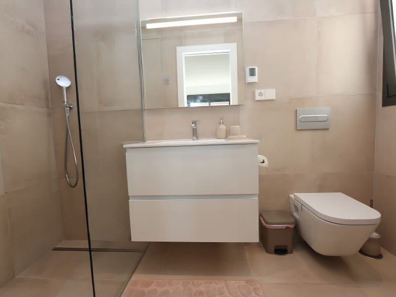 Chalet de 3 habitaciones en Pilar de la Horadada en venta con piscina - 495.000 € (Ref: 9149463)