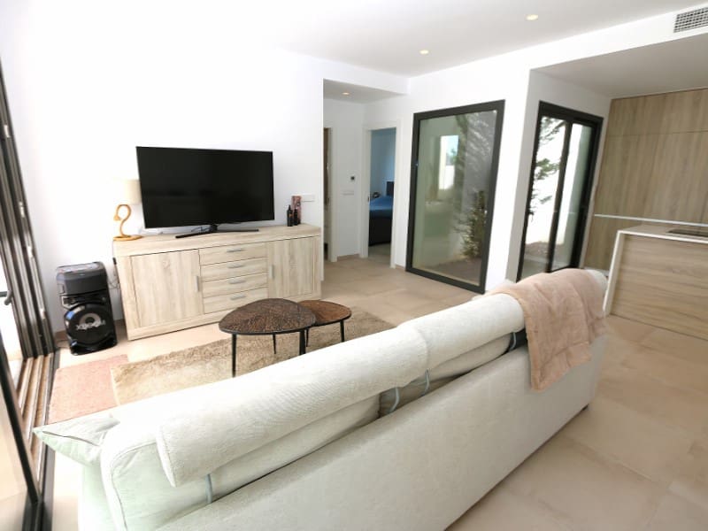 Chalet de 3 habitaciones en Pilar de la Horadada en venta con piscina - 495.000 € (Ref: 9149463)