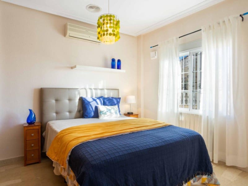 5 soverom Villa til salgs i Orihuela Costa med svømmebasseng - € 350 000 (Ref: 9149472)