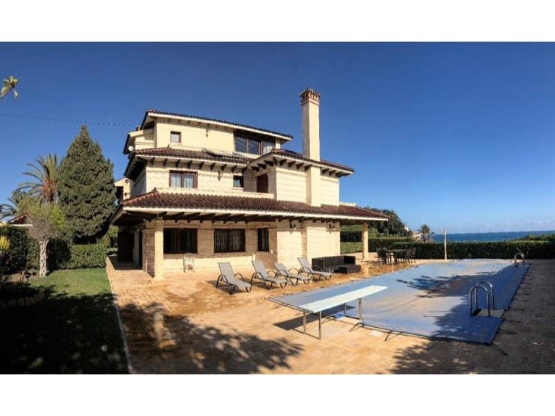 5 soverom Villa til salgs i Cabo Roig med svømmebasseng - € 1 950 000 (Ref: 9152326)