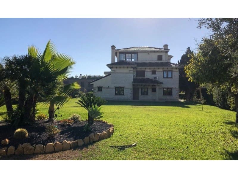 5 soverom Villa til salgs i Cabo Roig med svømmebasseng - € 1 950 000 (Ref: 9152326)