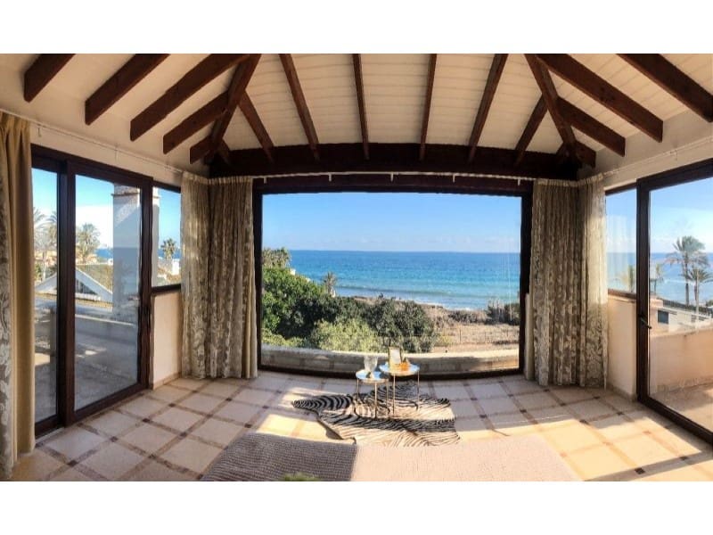 5 soverom Villa til salgs i Cabo Roig med svømmebasseng - € 1 950 000 (Ref: 9152326)