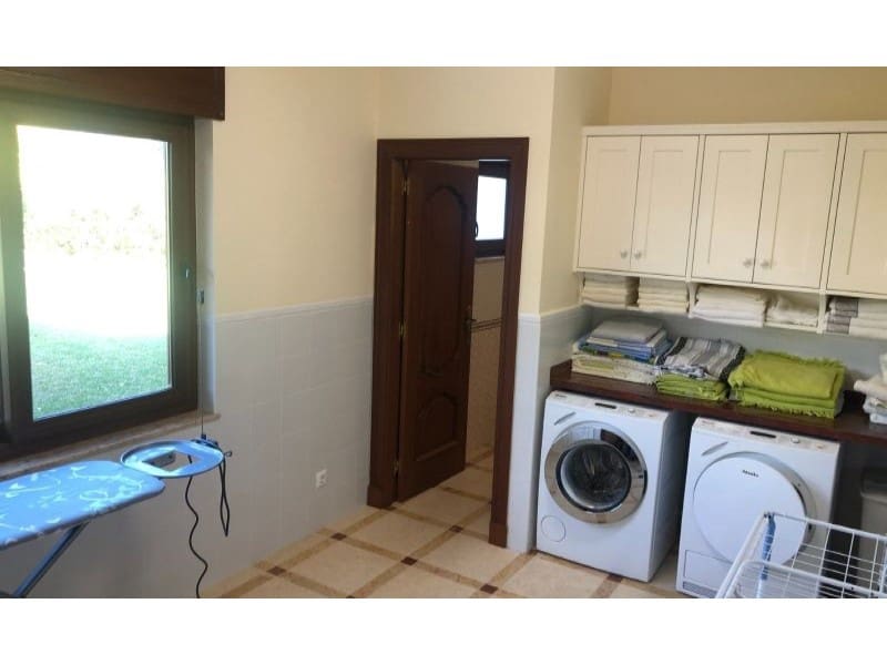 5 soverom Villa til salgs i Cabo Roig med svømmebasseng - € 1 950 000 (Ref: 9152326)