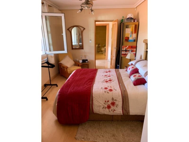 6 soveværelse Villa til salg i Torrevieja med swimmingpool - € 598.000 (Ref: 9152334)