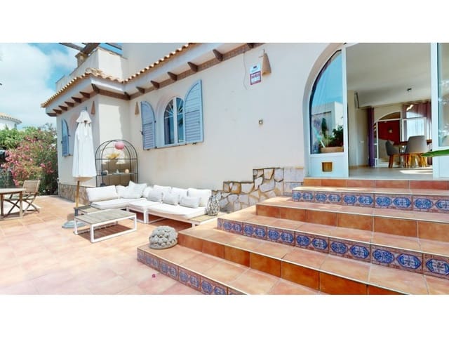 5 camera da letto Villa in vendita in La Zenia, Orihuela con piscina - 795.000 € (Rif: 9152343)