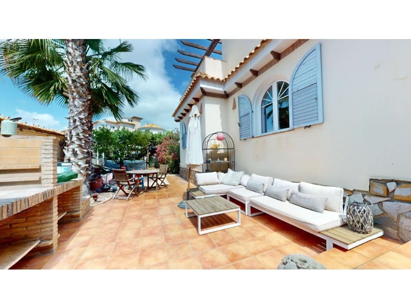 5 camera da letto Villa in vendita in La Zenia con piscina - 795.000 € (Rif: 9152343)