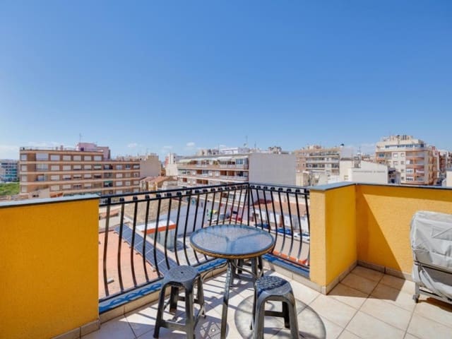 2 bedroom Penthouse for sale in Centro - Muelle Pesquero, Torrevieja - € 145,969 (Ref: 9152345)