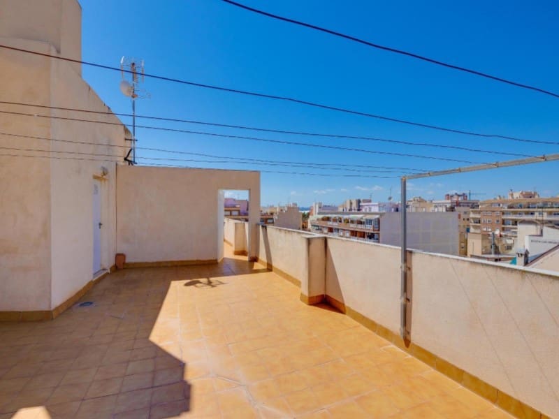 2 bedroom Penthouse for sale in Torrevieja - € 145,969 (Ref: 9152345)
