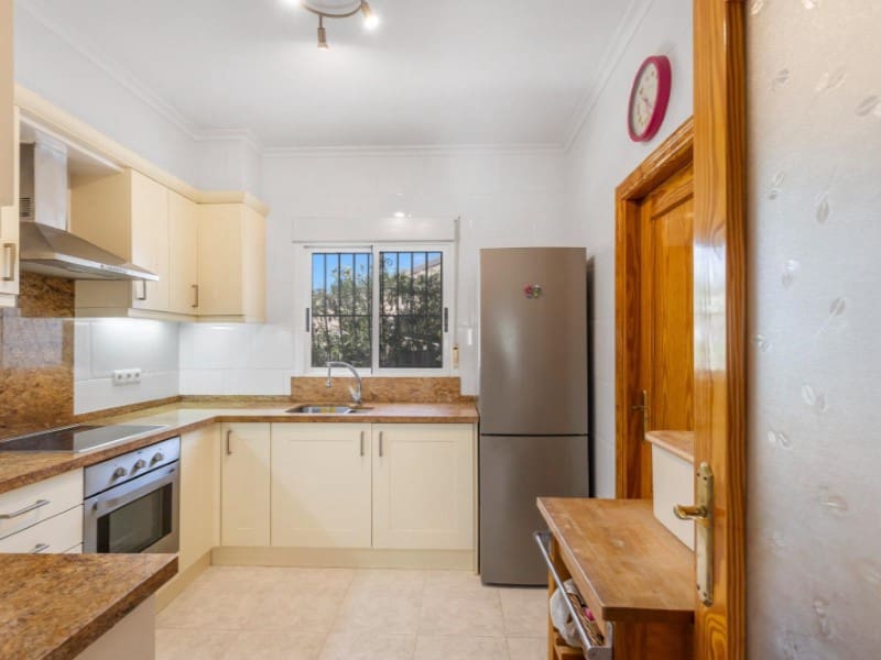 5 slaapkamer Villa te koop in San Fulgencio met zwembad garage - € 490.000 (Ref: 9159923)