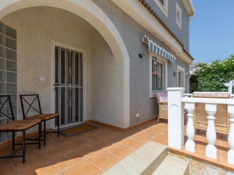 5 slaapkamer Villa te koop in San Fulgencio met zwembad garage - € 490.000 (Ref: 9159923)
