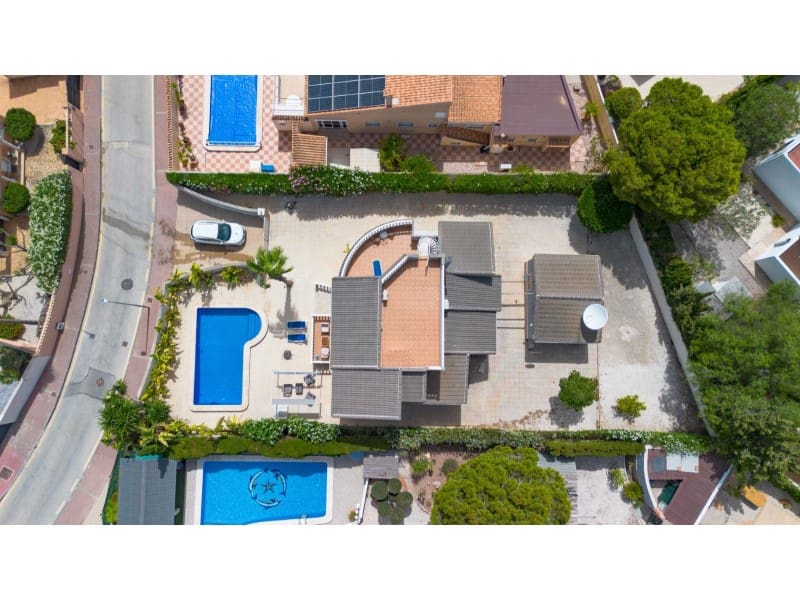 5 slaapkamer Villa te koop in San Fulgencio met zwembad garage - € 490.000 (Ref: 9159923)