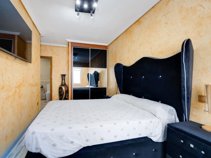 3 soveværelse Lejlighed til salg i Torrevieja - € 264.969 (Ref: 9159925)