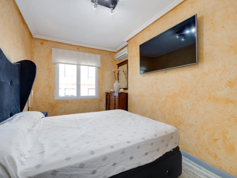 3 soveværelse Lejlighed til salg i Torrevieja - € 264.969 (Ref: 9159925)