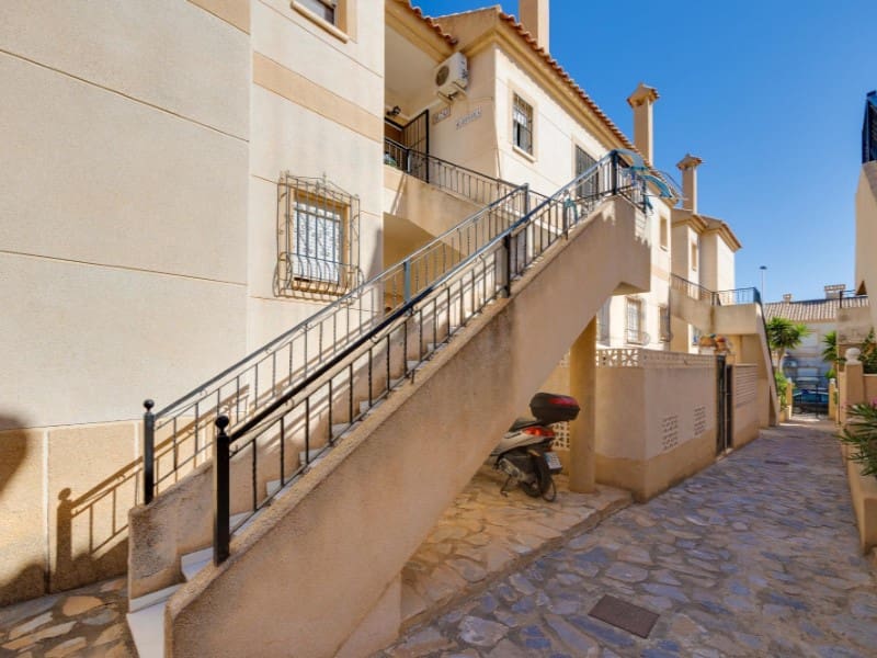 2 bedroom Bungalow for sale in Aguas Nuevas - € 124,560 (Ref: 9166099)