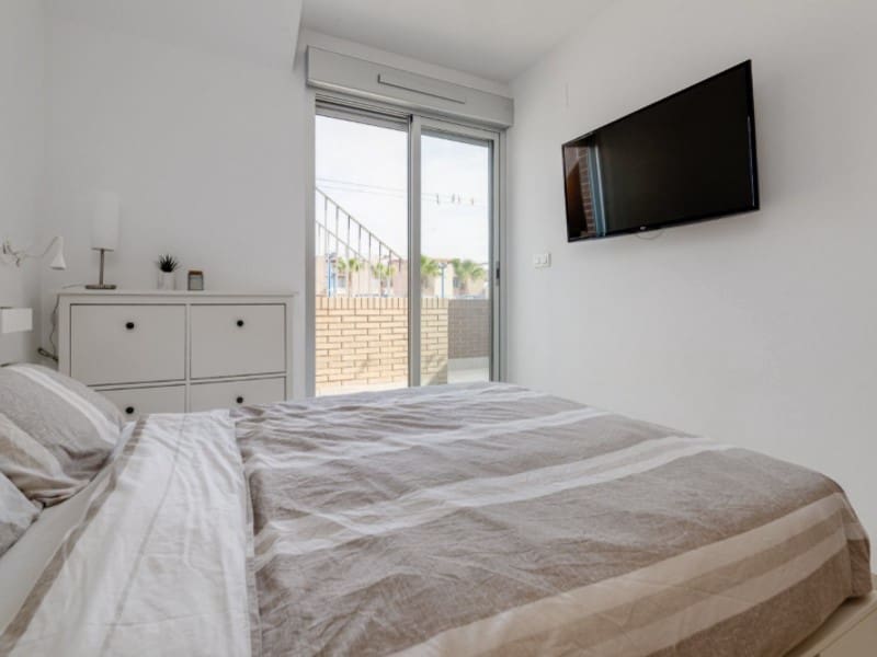 3 sypialnia Dom na sprzedaż w Torrevieja - 340 000 € (Ref: 9166100)