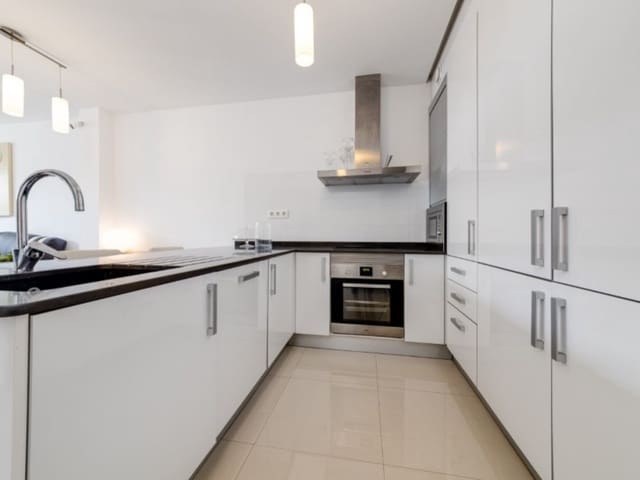 Casa de 3 habitaciones en Parque Acuático - Sector 25, Torrevieja en venta - 340.000 € (Ref: 9166100)