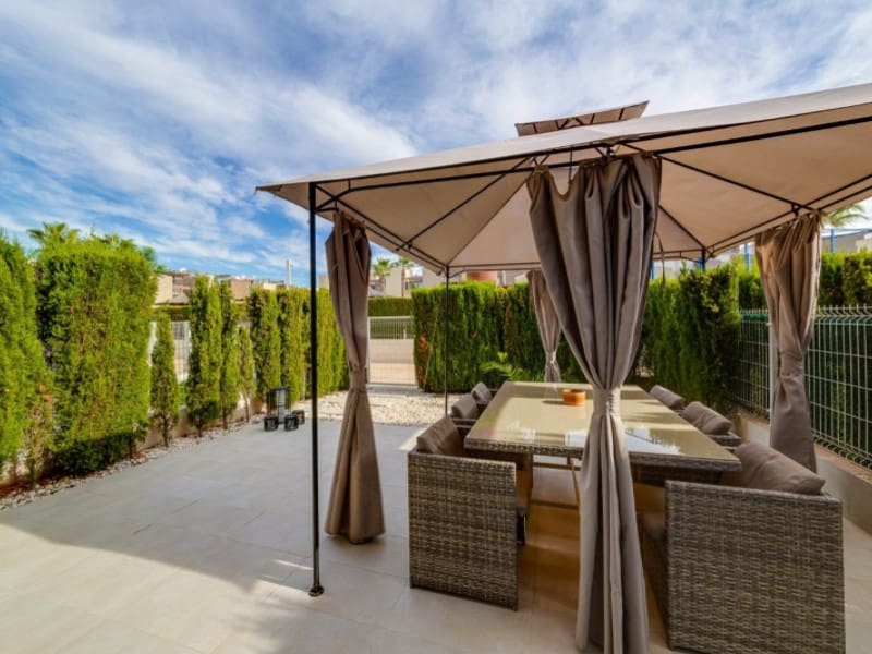 3 sypialnia Dom na sprzedaż w Torrevieja - 340 000 € (Ref: 9166100)