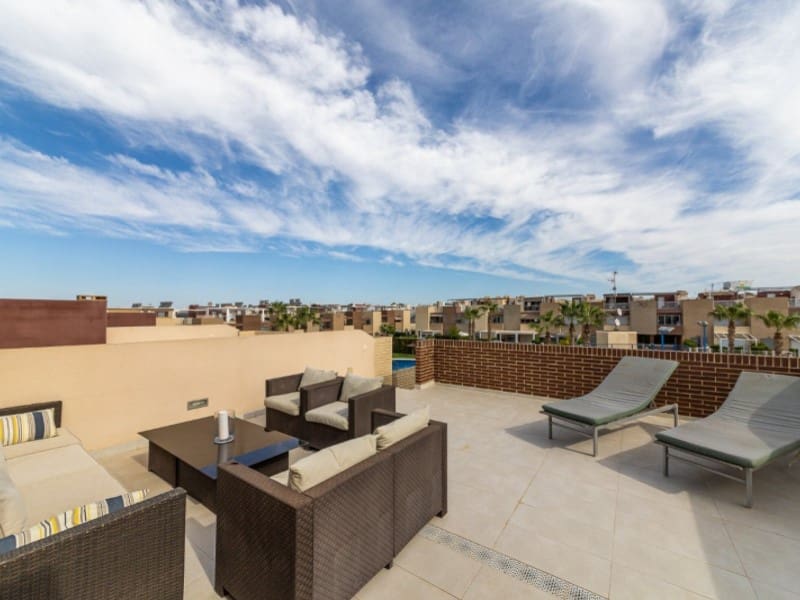 3 sypialnia Dom na sprzedaż w Torrevieja - 340 000 € (Ref: 9166100)