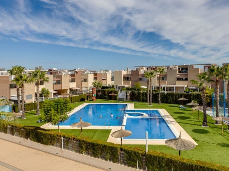 3 sypialnia Dom na sprzedaż w Torrevieja - 340 000 € (Ref: 9166100)