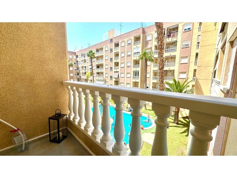 2 soveværelse Lejlighed til salg i Torrevieja - € 164.900 (Ref: 9166104)
