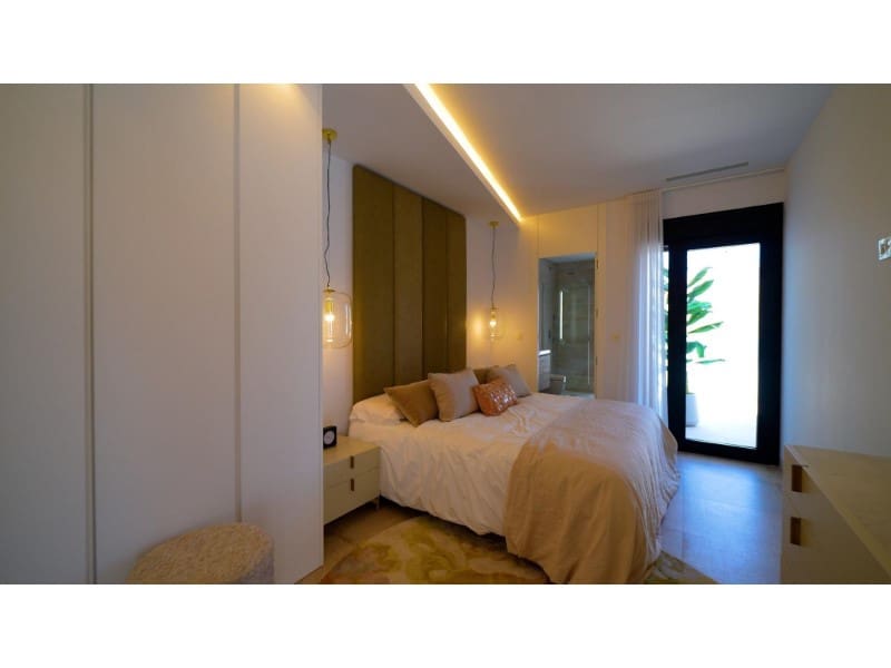 3 soveværelse Villa til salg i Orihuela Costa med swimmingpool - € 509.000 (Ref: 9169874)