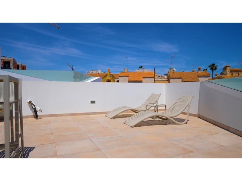 3 soveværelse Villa til salg i Orihuela Costa med swimmingpool - € 509.000 (Ref: 9169874)