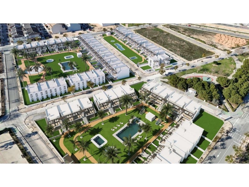 2 chambre Bungalow à vendre à Pilar de la Horadada avec piscine - 293 000 € (Ref: 9169889)