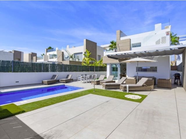 3 soveværelse Villa til salg i El Raso, Guardamar del Segura - € 399.000 (Ref: 9174620)
