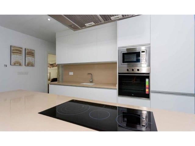 3 soveværelse Villa til salg i Daya Nueva med swimmingpool - € 420.000 (Ref: 9181305)