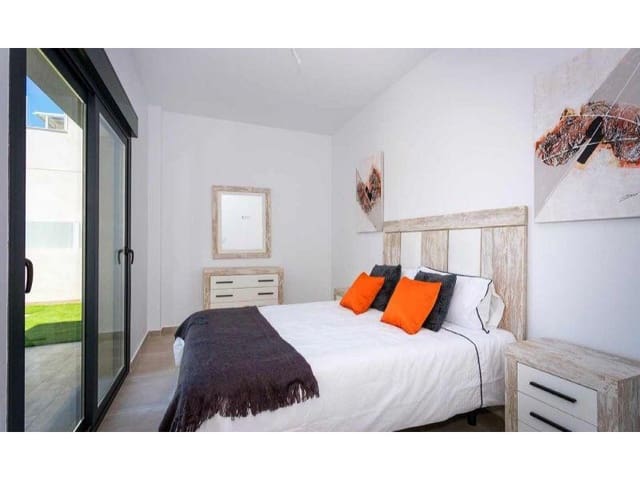 3 soveværelse Villa til salg i Daya Nueva med swimmingpool - € 420.000 (Ref: 9181305)