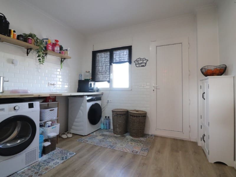 3 bedroom Villa for sale in Rojales with pool garage - € 850,000 (Ref: 9194072)