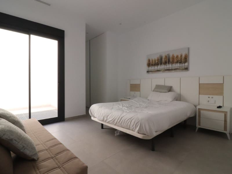 3 sovrum Villa till salu i Ciudad Quesada med pool garage - 537 500 € (Ref: 9194073)