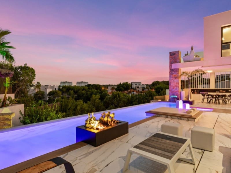 4 soveværelse Villa til salg i San Miguel de Salinas med swimmingpool garage - € 2.888.000 (Ref: 9194074)