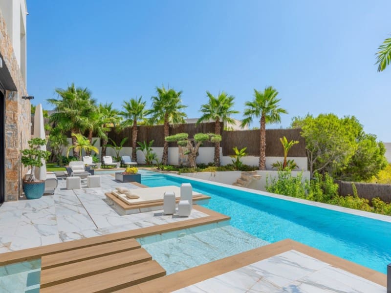 4 soveværelse Villa til salg i San Miguel de Salinas med swimmingpool garage - € 2.888.000 (Ref: 9194074)
