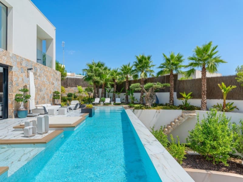 4 soveværelse Villa til salg i San Miguel de Salinas med swimmingpool garage - € 2.888.000 (Ref: 9194074)