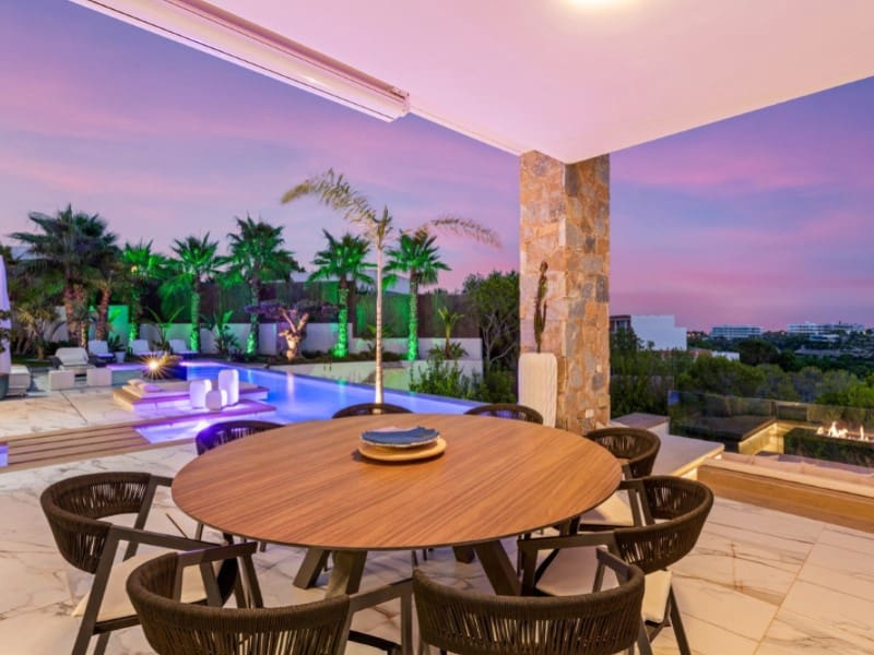 4 soveværelse Villa til salg i San Miguel de Salinas med swimmingpool garage - € 2.888.000 (Ref: 9194074)