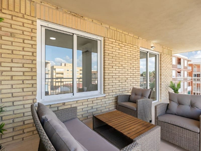 3 soverom Leilighet til salgs i Torrevieja - € 250 000 (Ref: 9194075)