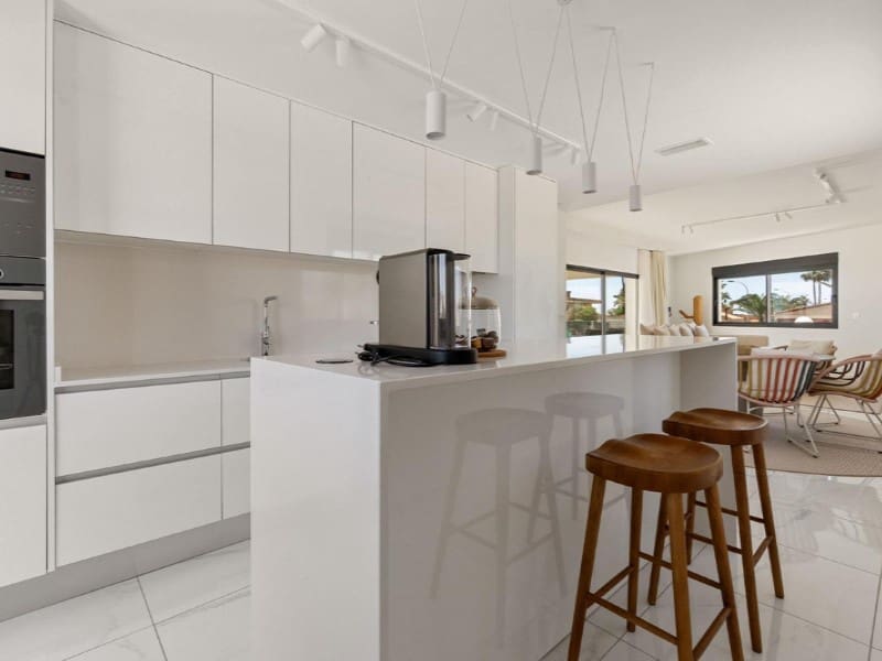 5 soverom Villa til salgs i La Veleta med garasje - € 1 649 000 (Ref: 9194079)