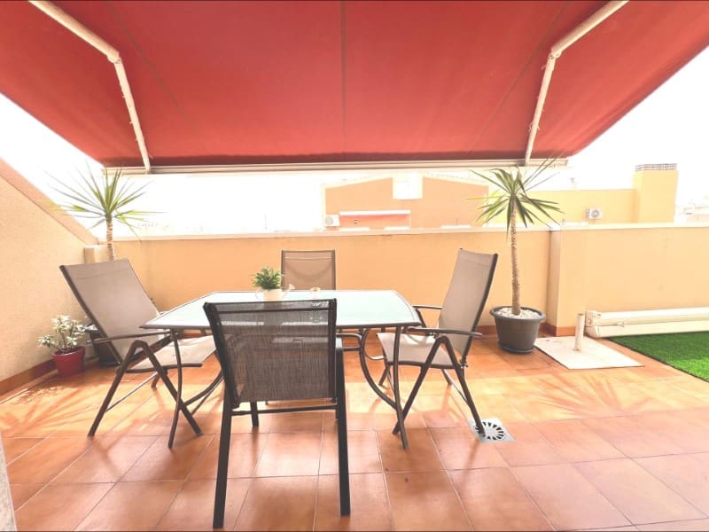 2 bedroom Penthouse for sale in Torrevieja - € 163,000 (Ref: 9194081)