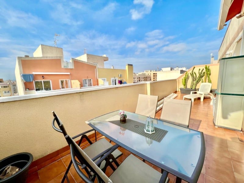 2 bedroom Penthouse for sale in Torrevieja - € 163,000 (Ref: 9194081)